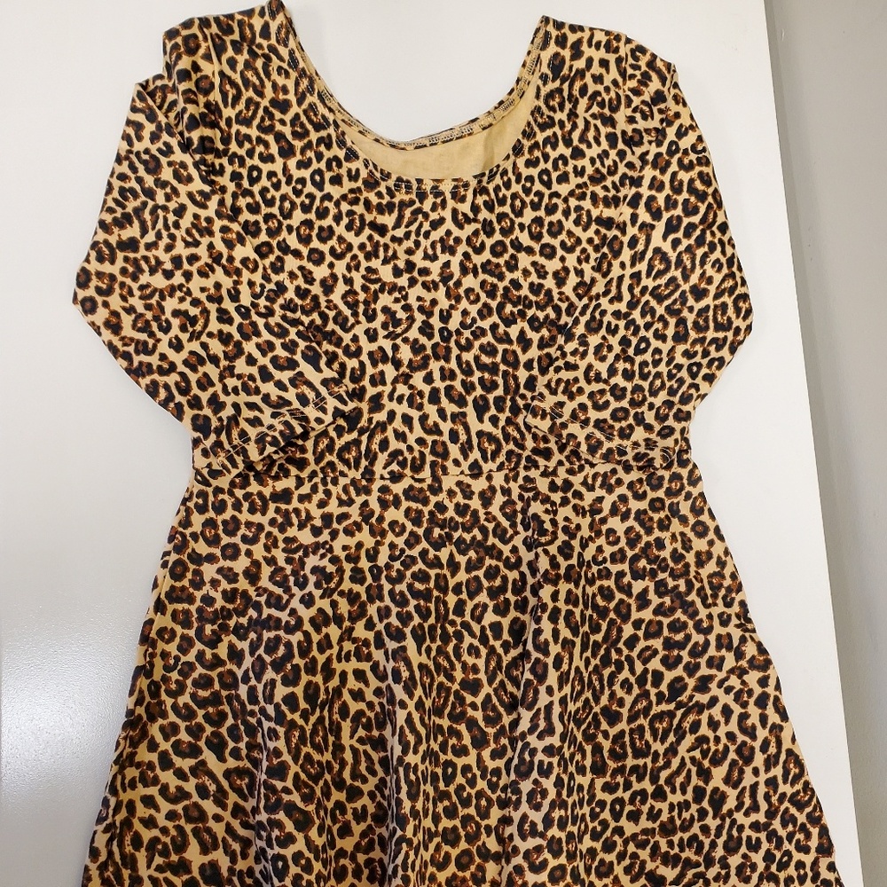 Brand new Old navy leopard print long sleeve dress